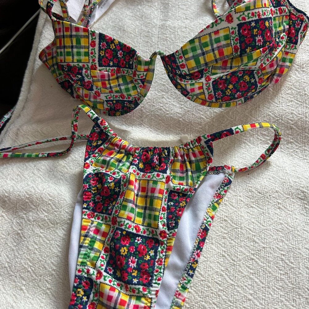 NWT Heavy Manners bikini underwire top